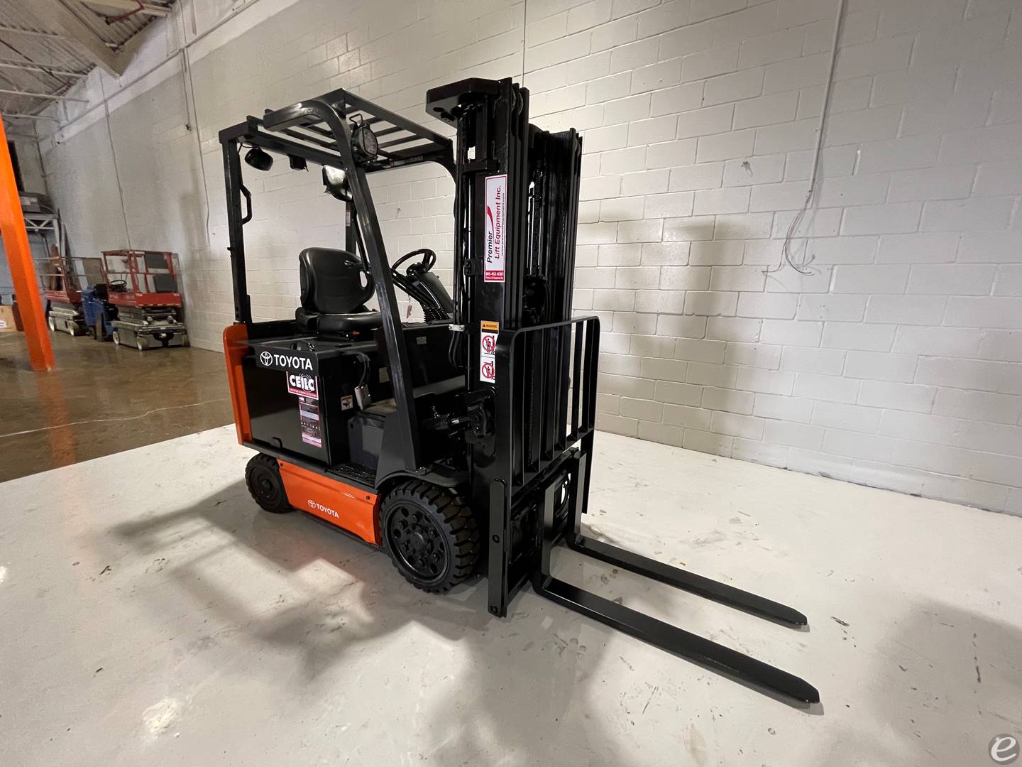 2017 Toyota 8FBCU25 Electric Forklift - 123Forklift