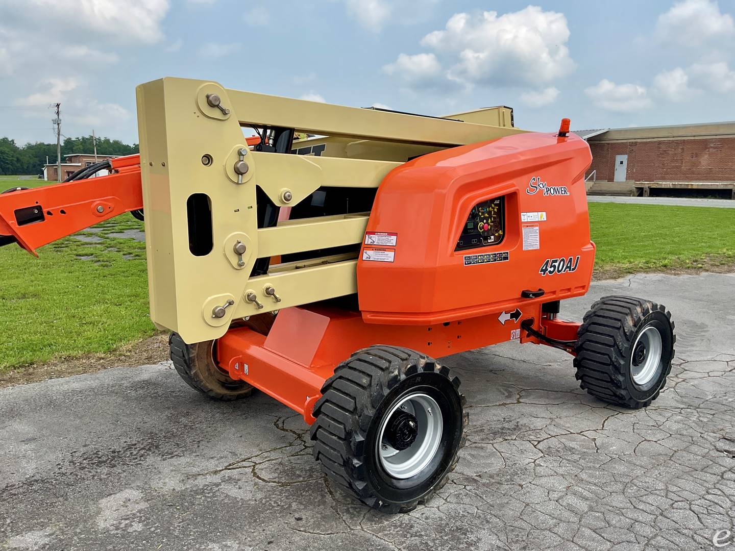 2016 JLG 450AJ