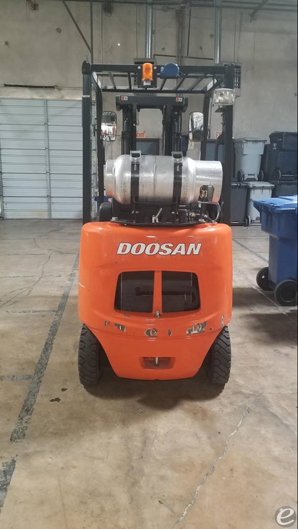 2017 Doosan G15S-5