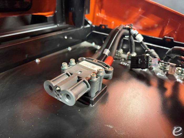 2026 Viper Lift Trucks FB16S