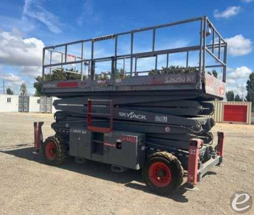 2016 Skyjack SJ9250