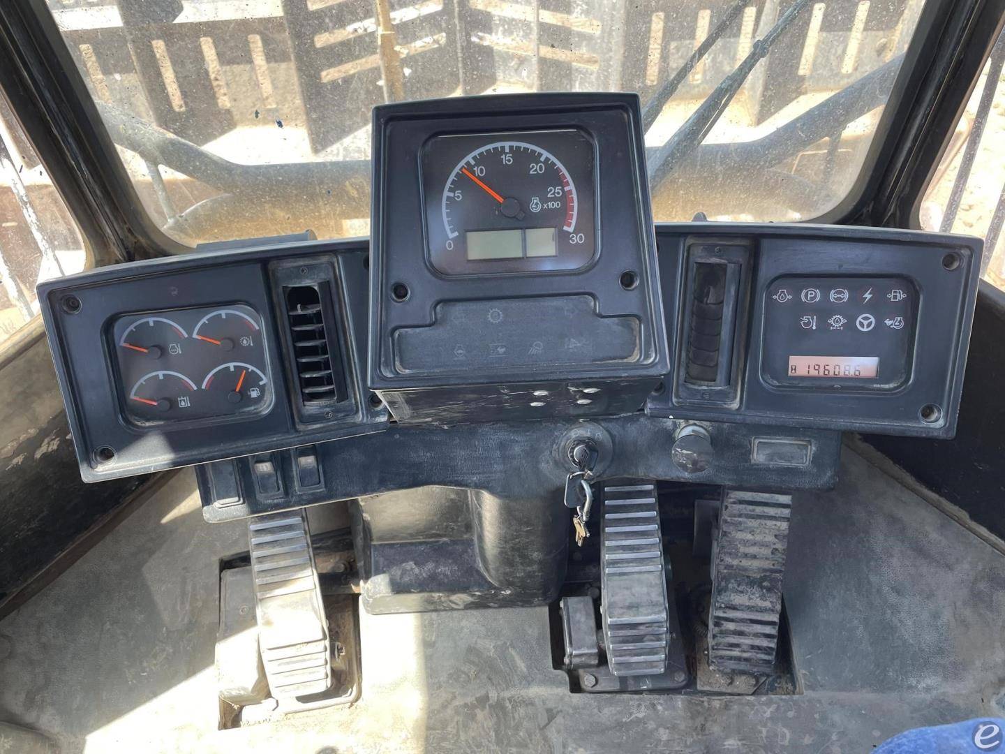 2011 Cat 826H