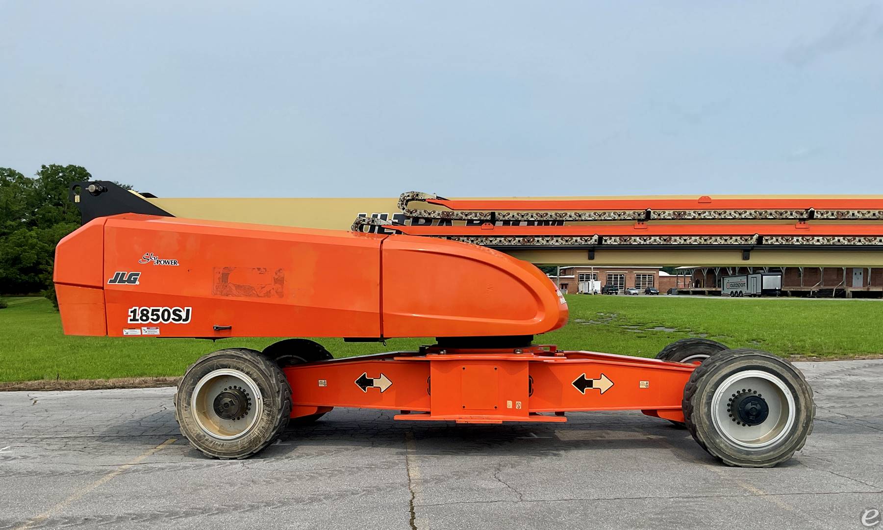 2017 JLG 1850SJP