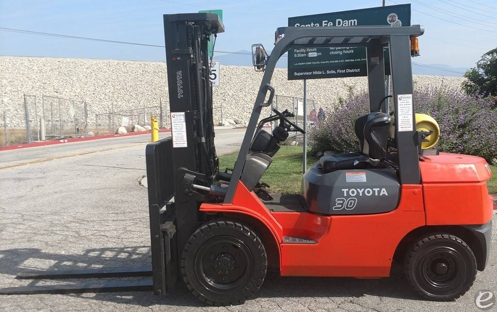 2005 Toyota 7FGU30
