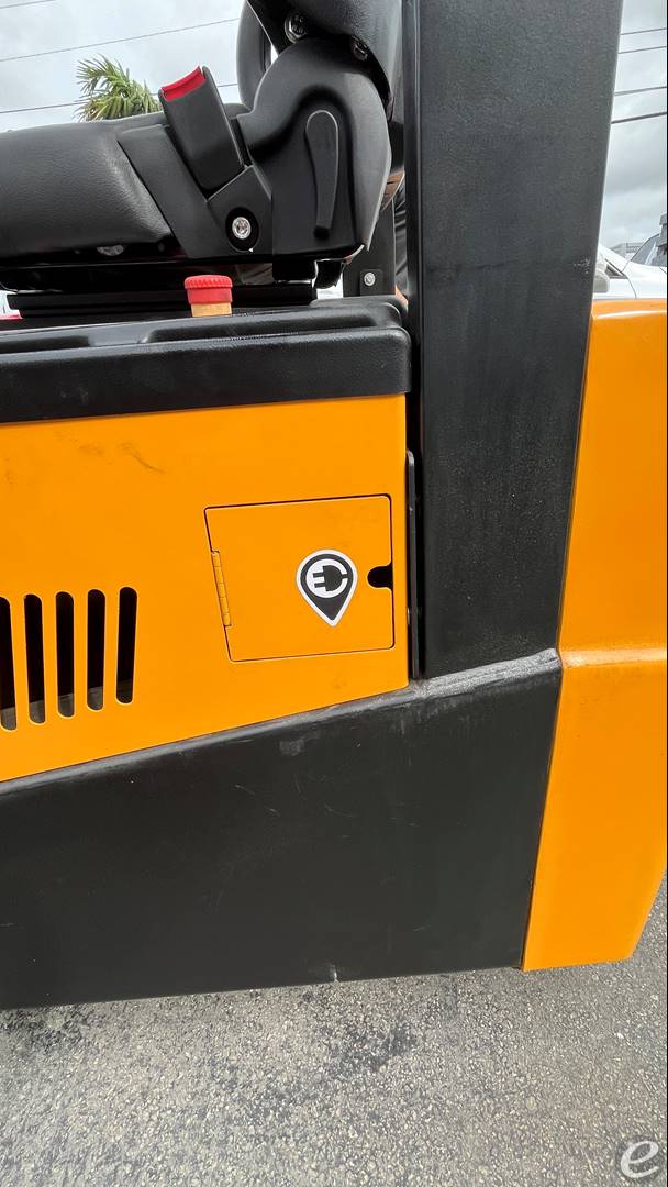 2024 Big Joe LVE35-197