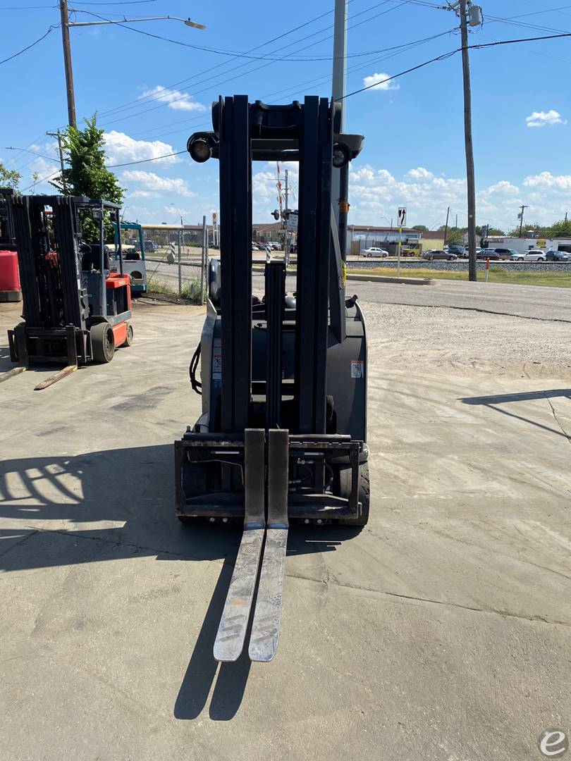2010 Crown RC5545-40 Electric Forklift - 123Forklift