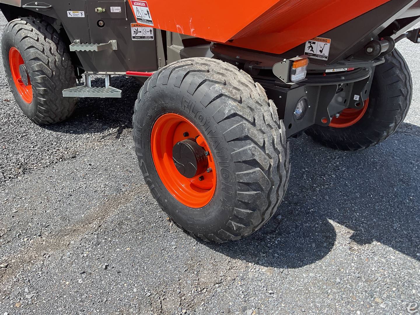 2026 JLG D601AHG