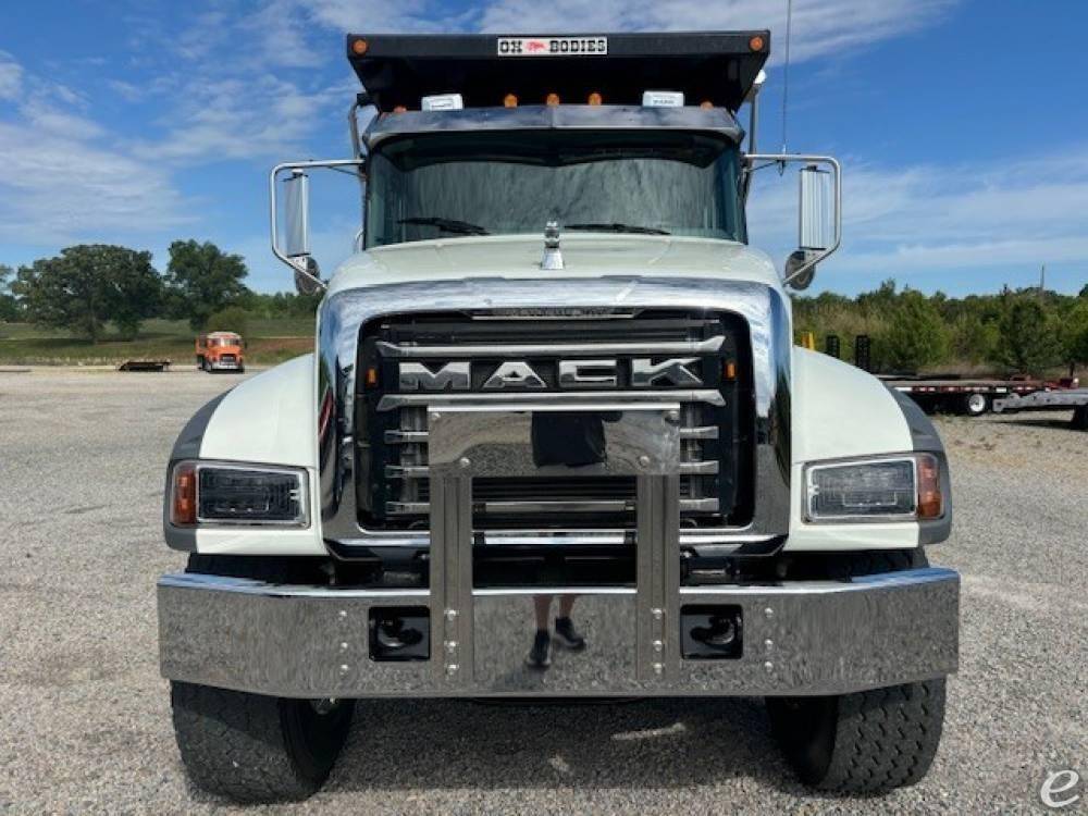 2024 Mack GRANITE 64FR