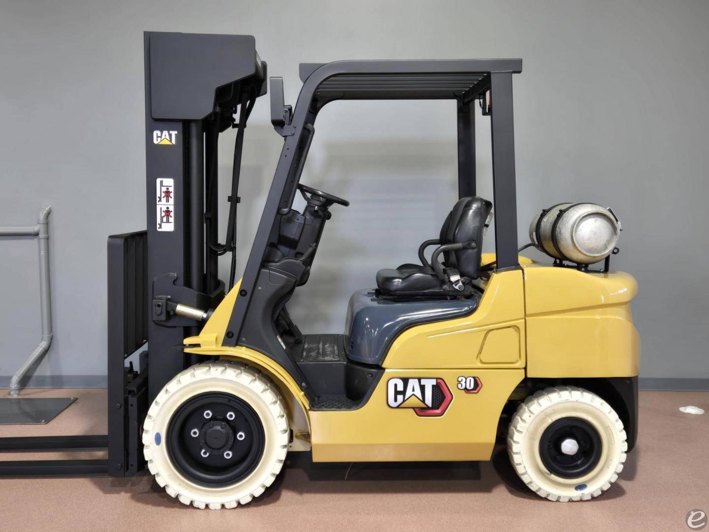 2016 Mitsubishi FG30N Dual Fuel For...