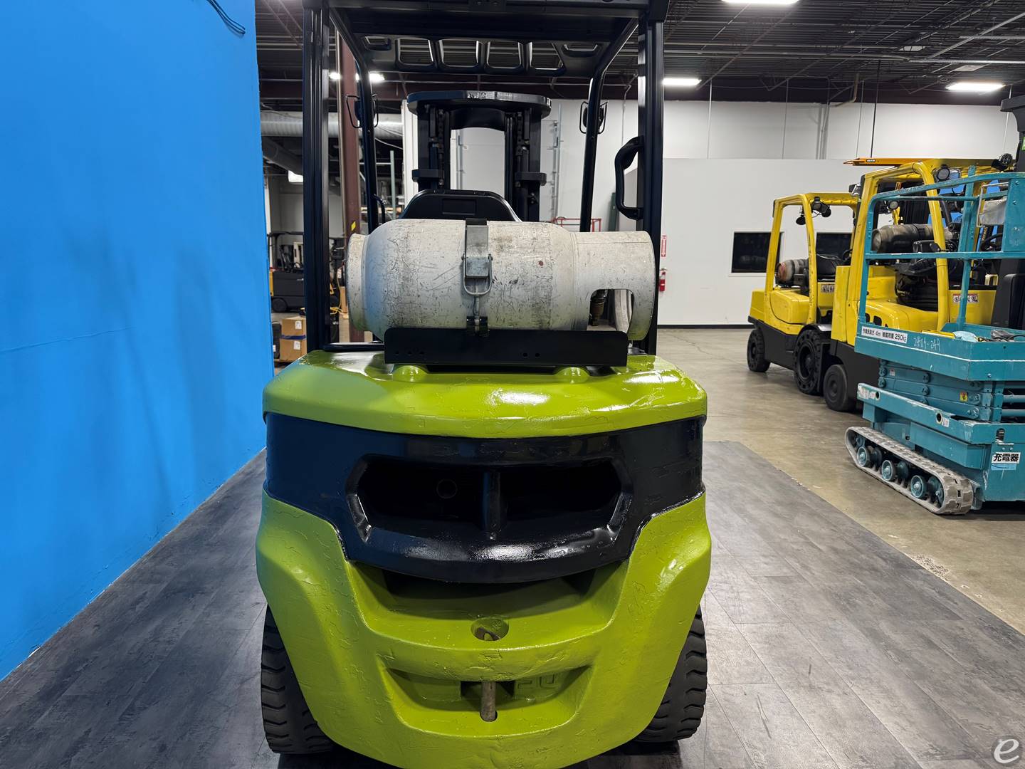 2018 Clark S30L