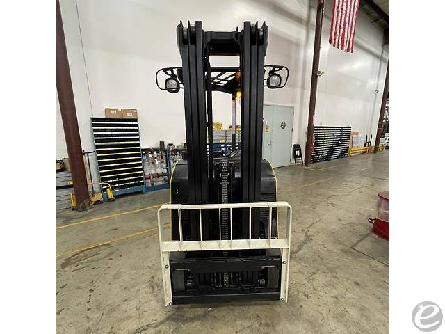 2019 Yale ESC040AD
