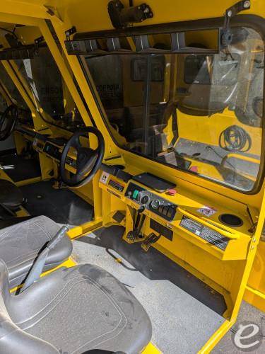 2019 Taylor Dunn B5-440-36 Bigfoot