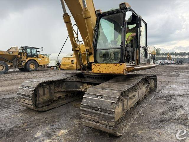 2005 Cat 330CL
