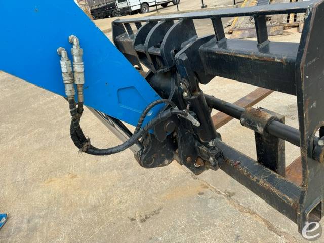 2016 Genie GTH-1056