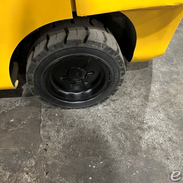 2021 Yale GLC070VX