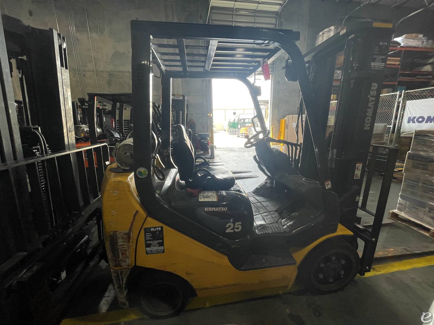 2017 Komatsu FG25ST-16
