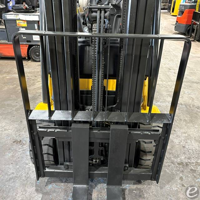 2020 Yale GLP060VX