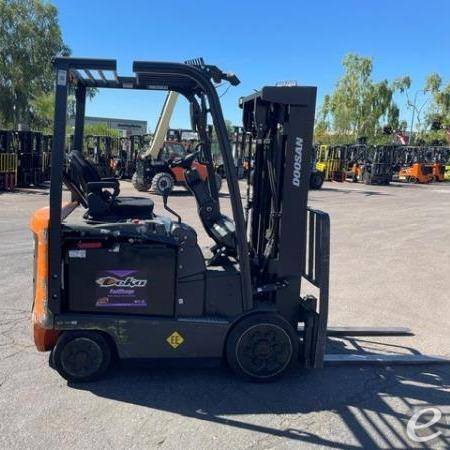 2022 Doosan BC25S-7