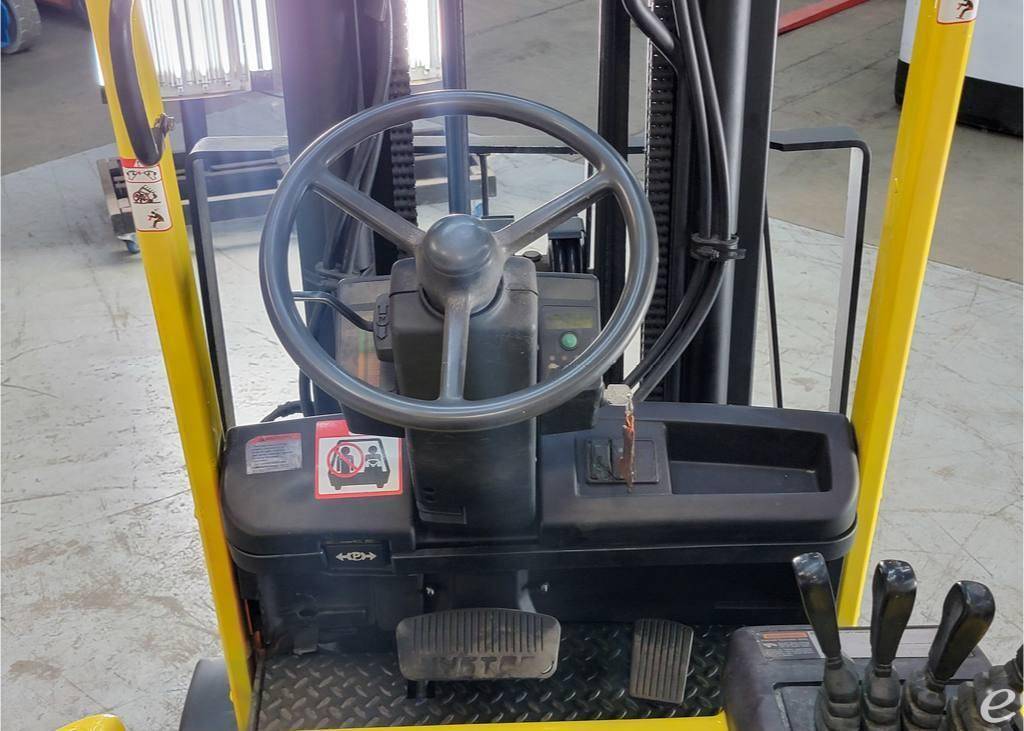 1997 Hyster E60XM-33