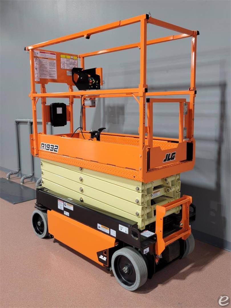 2023 JLG R1932 Electric Scissor Lift - 123Forklift