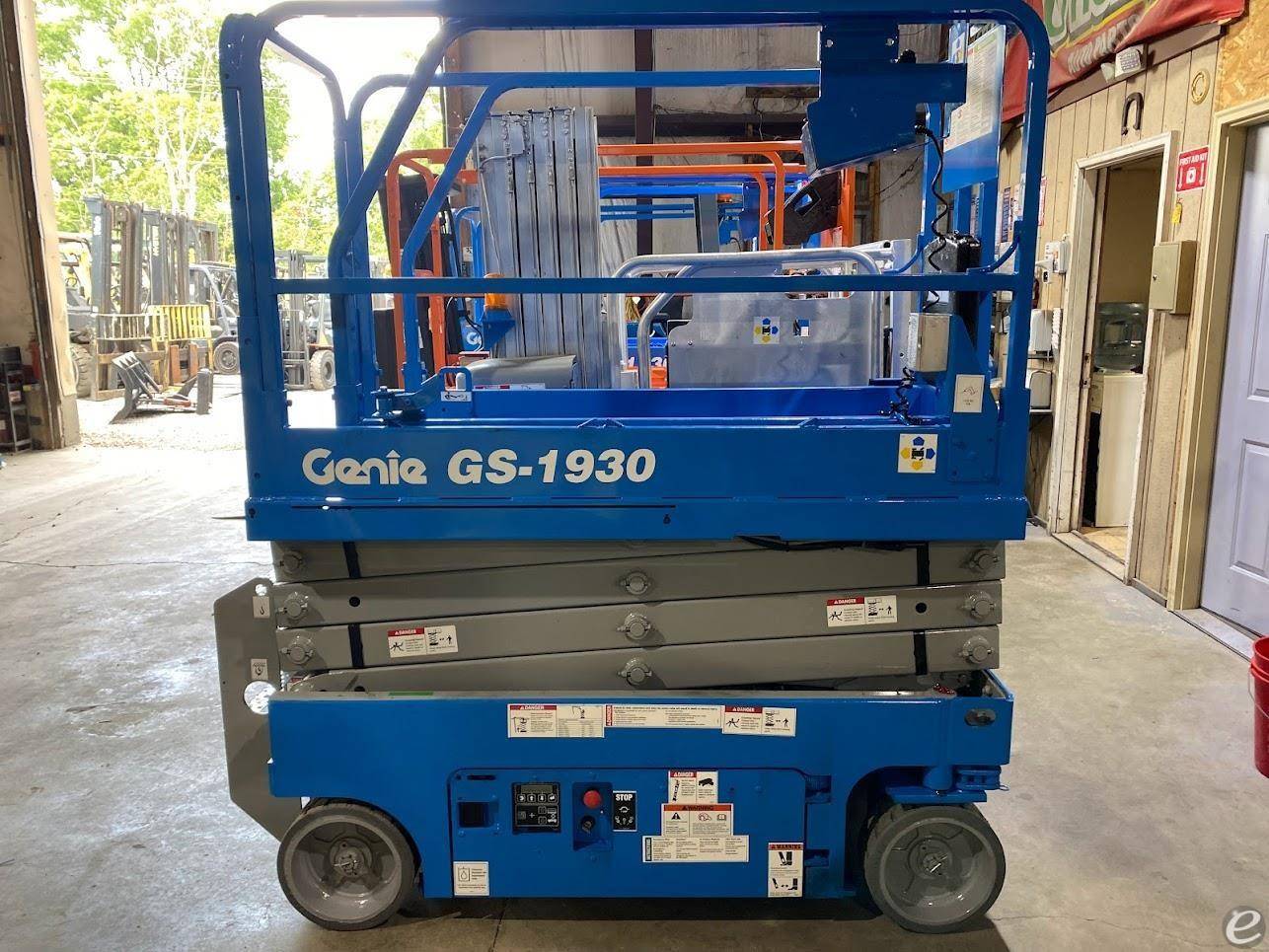 2016 Genie GS1930 Electric Scissor ...