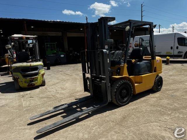 2002 Cat DP25K
