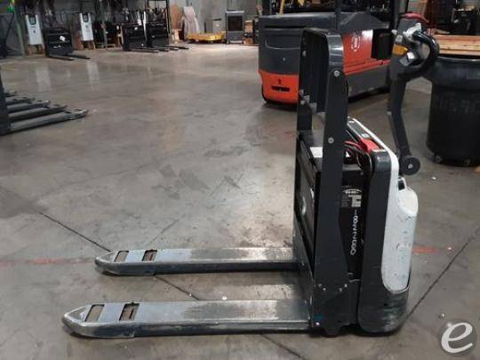 2018 Unicarriers WLXT2W7S22V Electric Forklift - 123Forklift