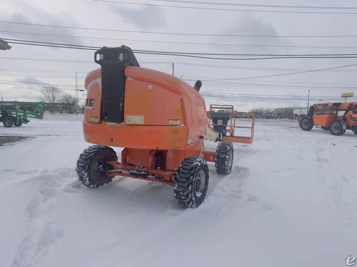 2015 JLG 400S