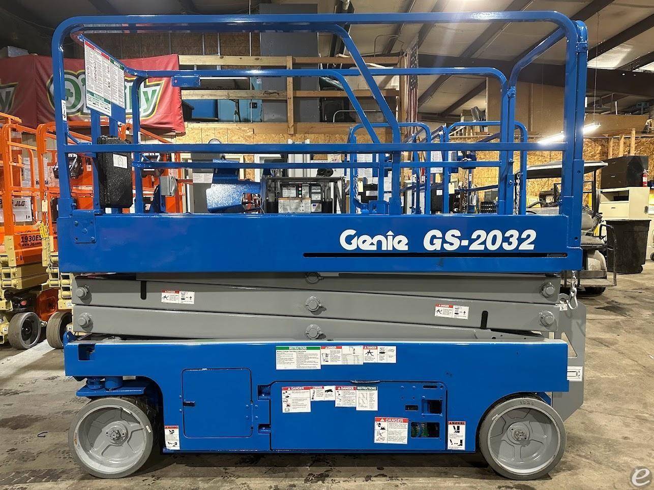 2015 Genie GS2032 Electric Scissor Lift - 123Forklift