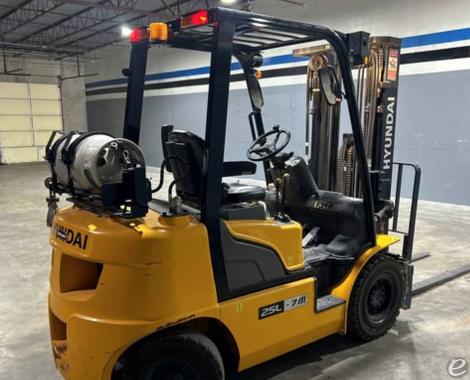 2019 Hyundai 25L-7M