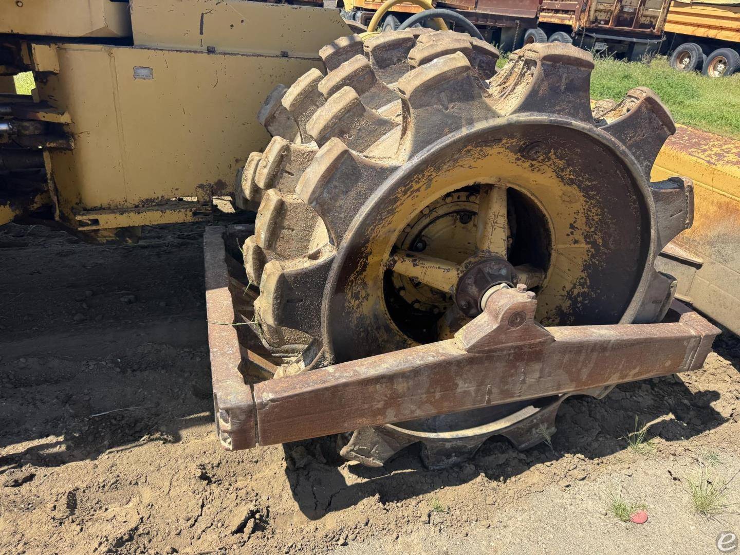 1974 Cat 815
