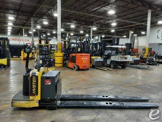 2017 Hyster B80ZHD Electric Forklif...
