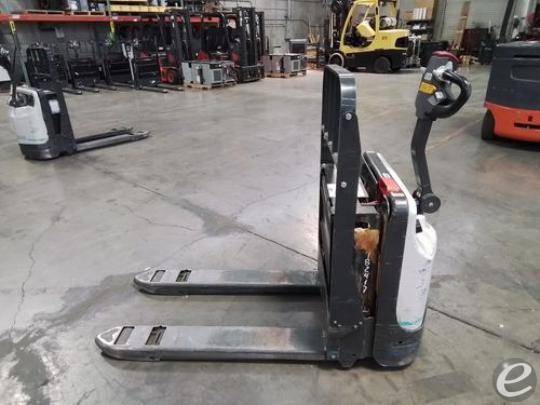 2018 Unicarriers WLXT2W7S22V Electric Forklift - 123Forklift