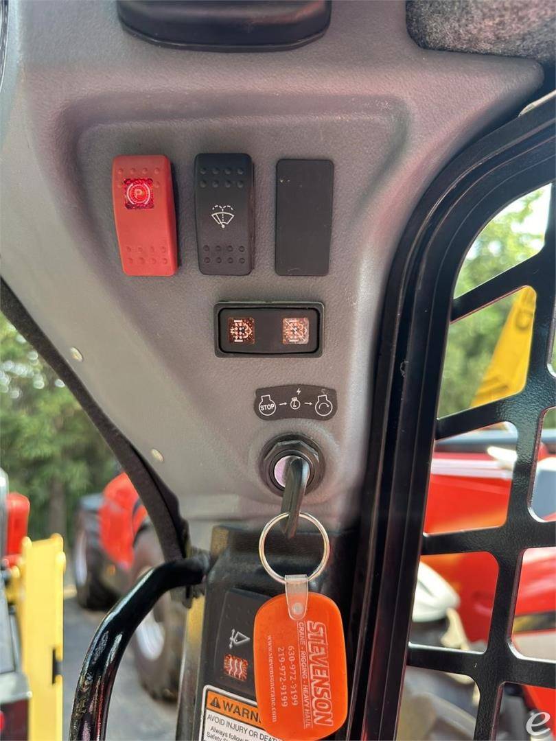2023 Manitou 2700V NXT:2