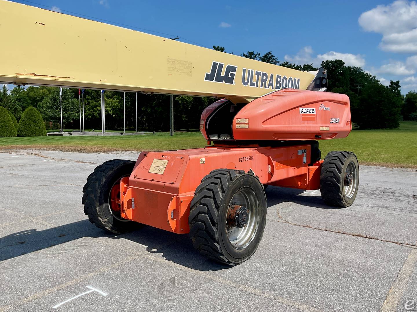 2017 JLG 1350SJP