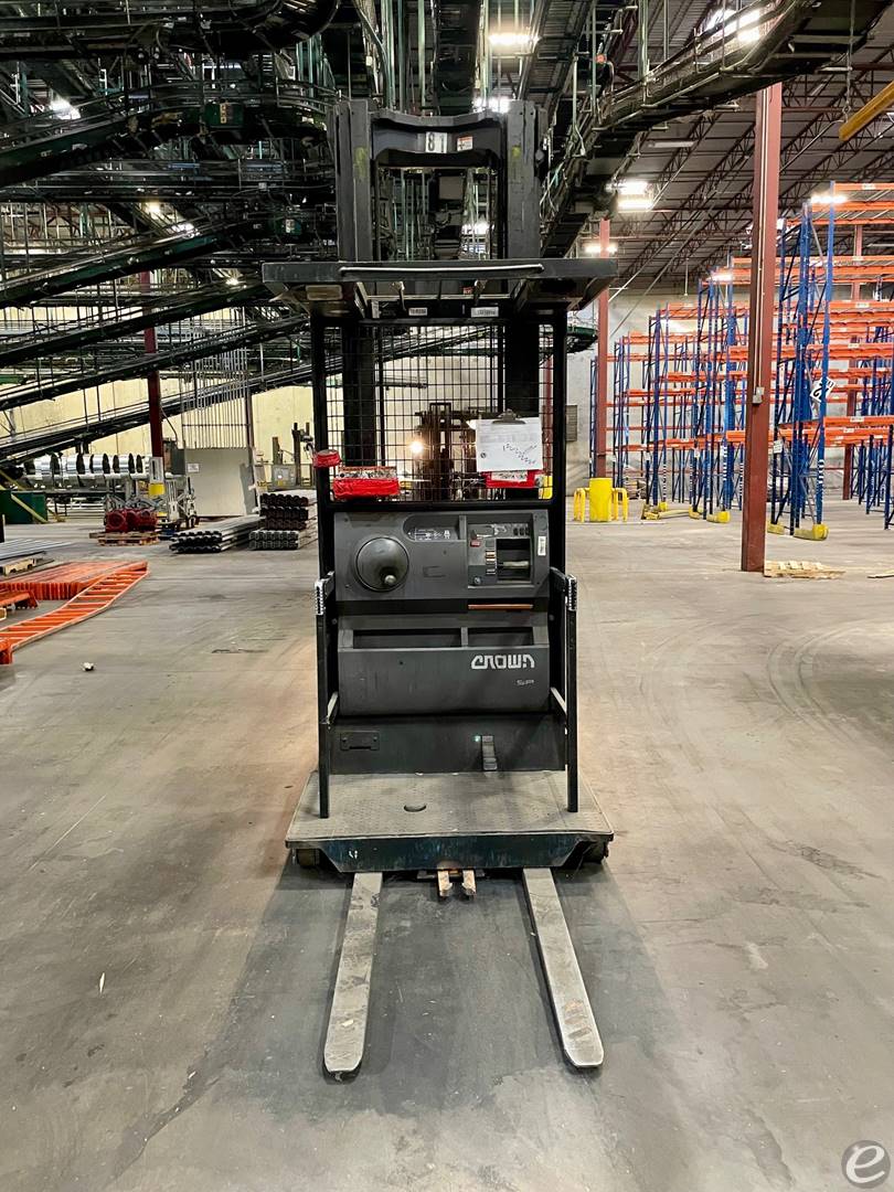 2012 Crown SP3520-30