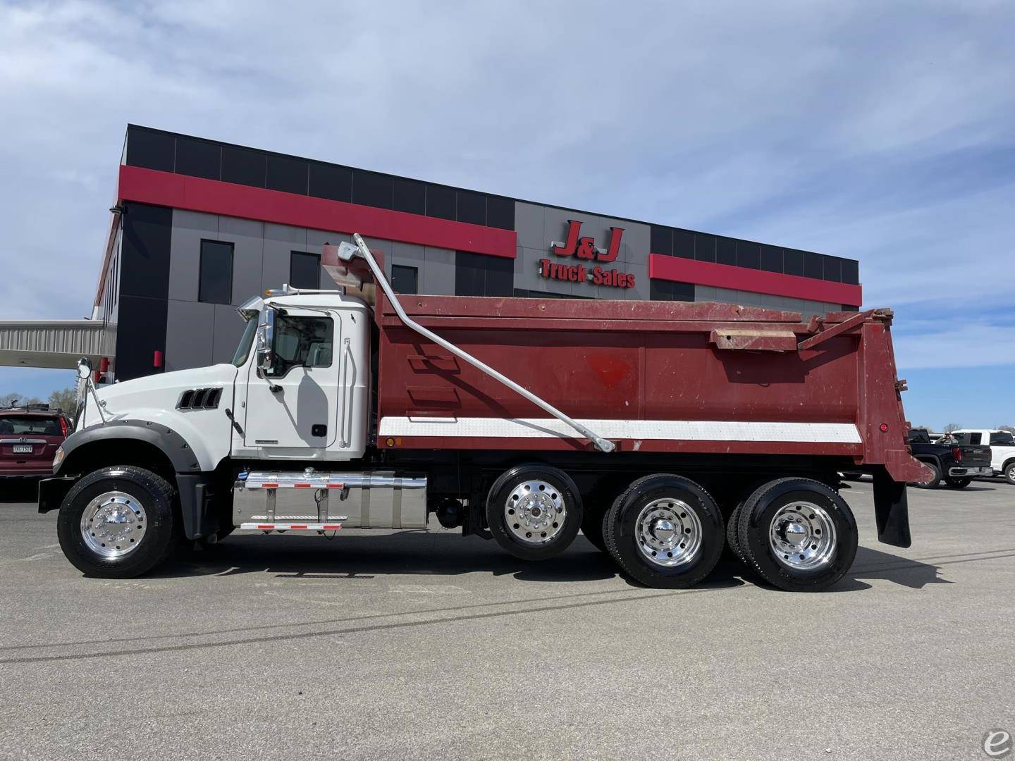 2020 Mack GRANITE 64FR