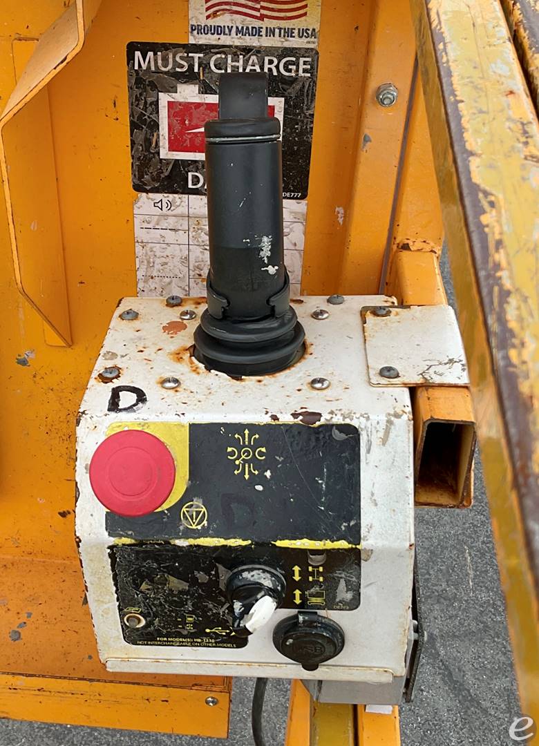 2016 Hy-Brid Lifts HB1230S3