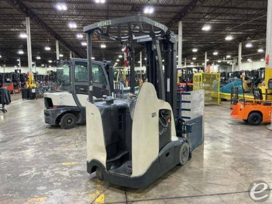 2023 Crown RC5735-35