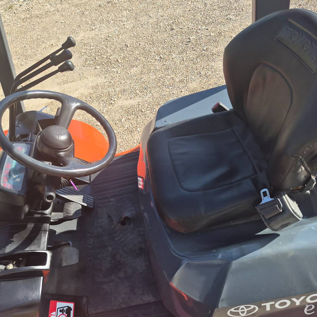 2012 Toyota 7FDU15