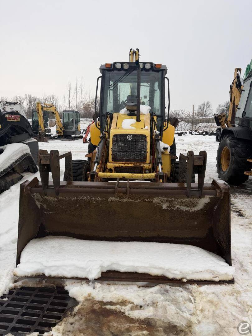 2008 New Holland B110