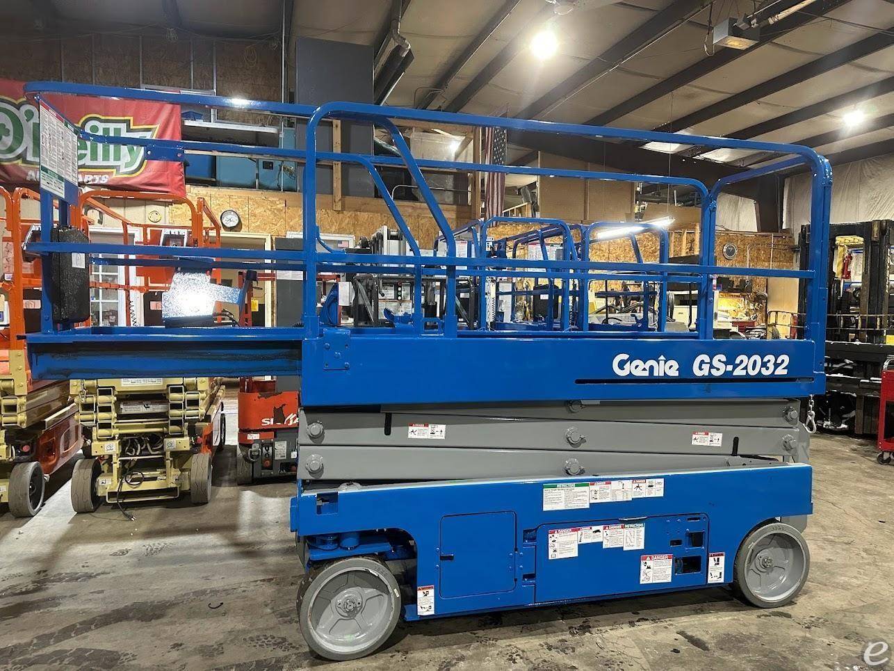 2015 Genie GS2032 Electric Scissor Lift - 123Forklift