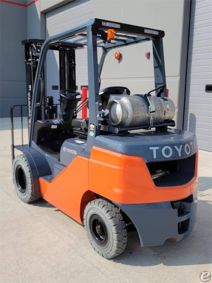 2024 Toyota 8FGU25 Pneumatic Tire Forklift - 123Forklift