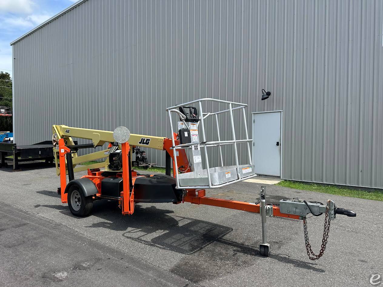 2017 JLG T350