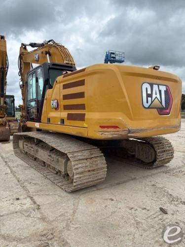 2022 Cat 330