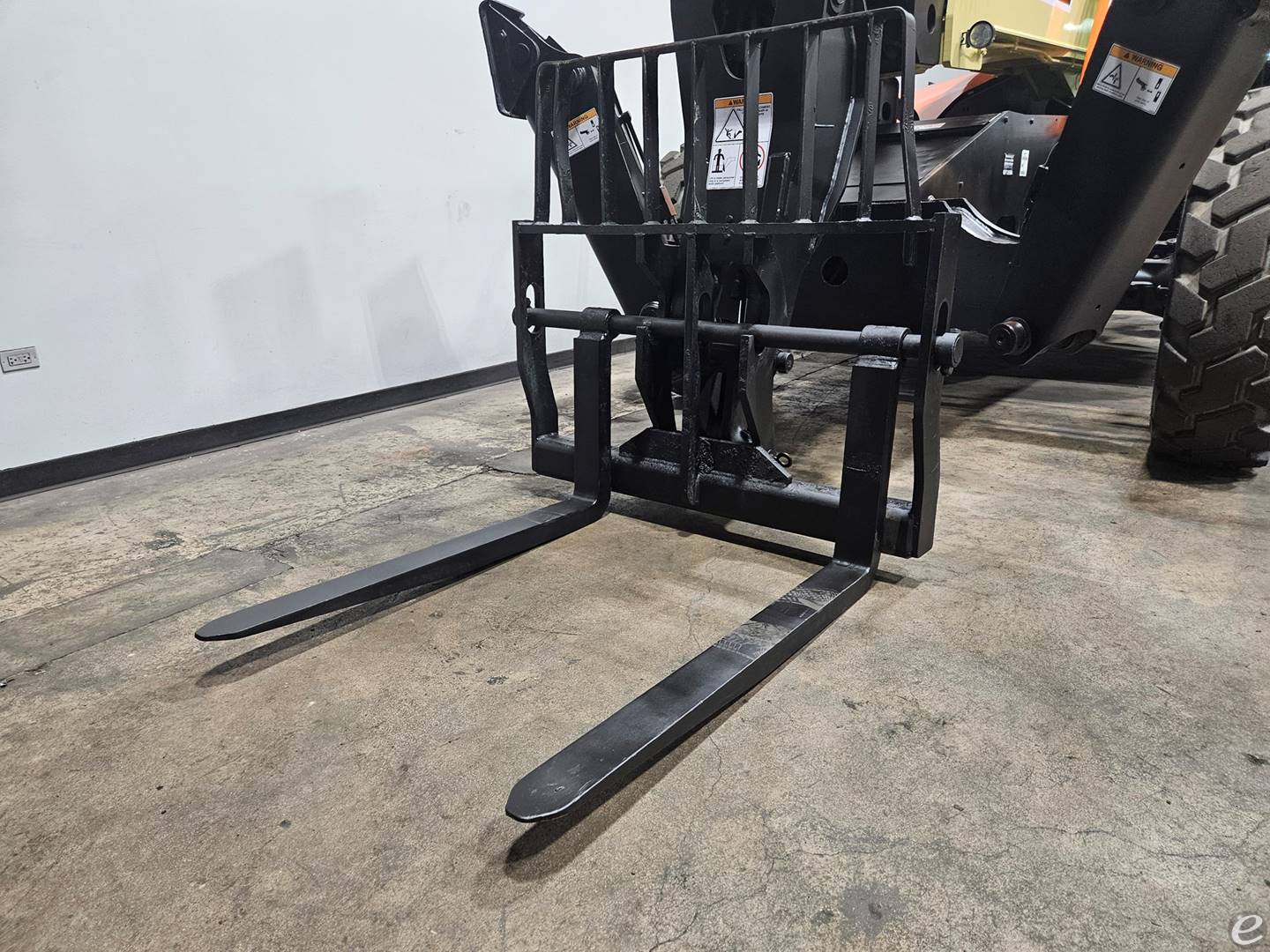 2021 JLG 1255