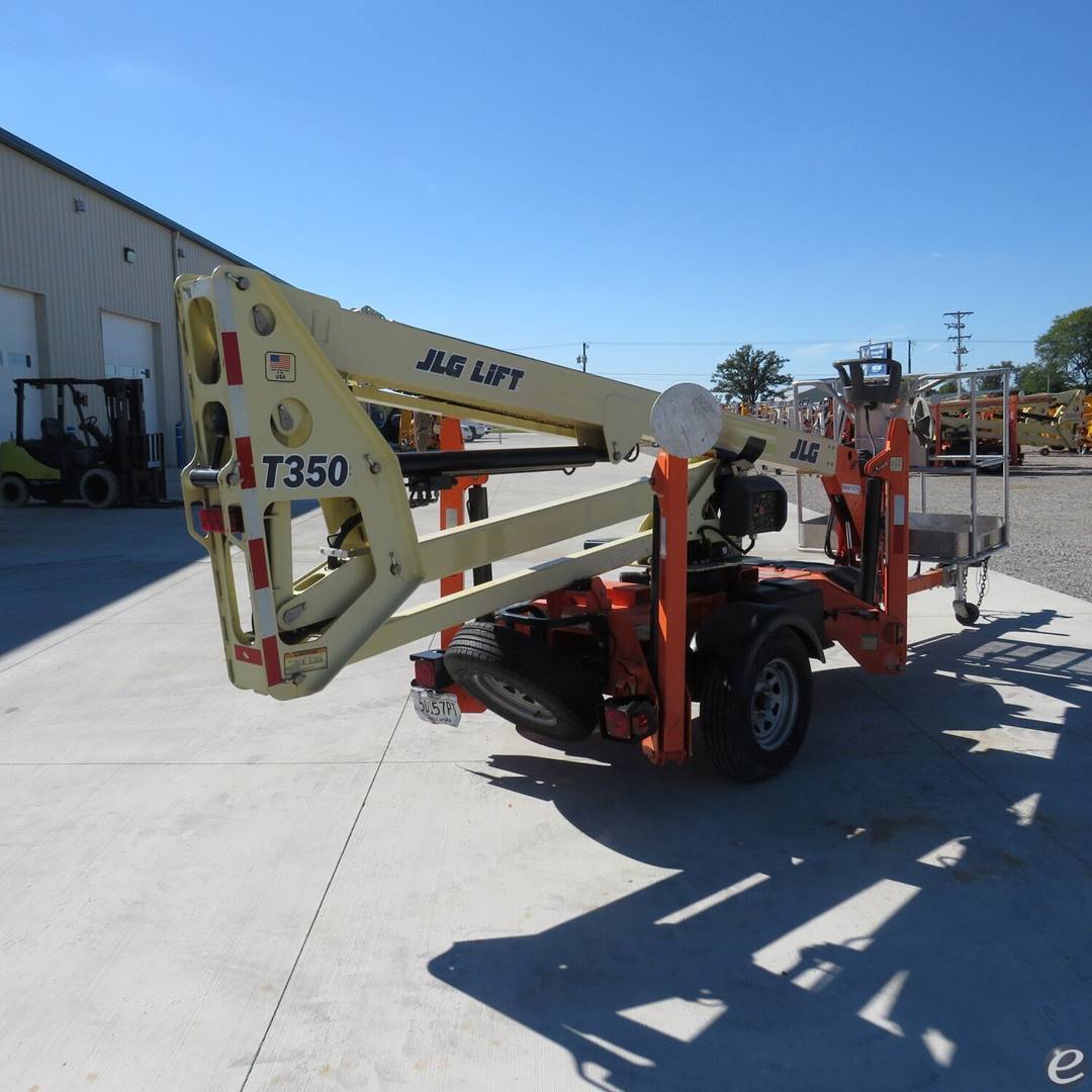 2019 JLG T350