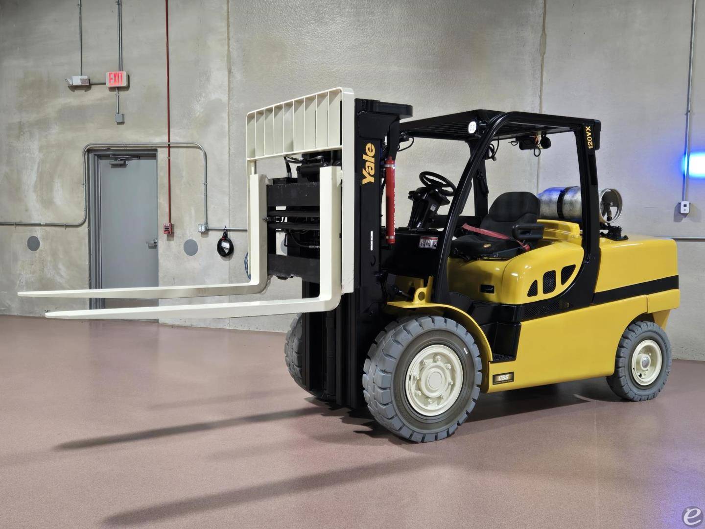 2021 Yale GLP120VX