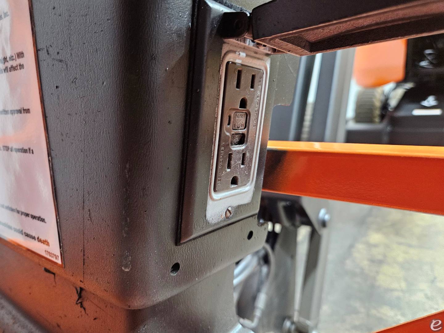2014 JLG 450AJ