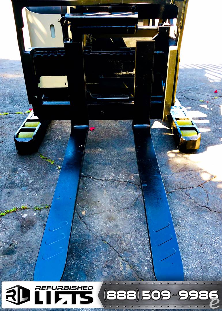 2014 Crown RR5725-45 Electric Reach Truck - 123Forklift